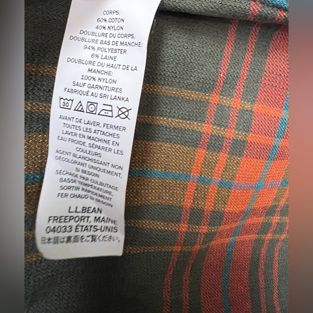 L.L. Bean Men's Plaid Lined Chore Coat - Picture 9 of 10